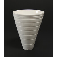 Gloss White Grooved V Bowl [FP-11]